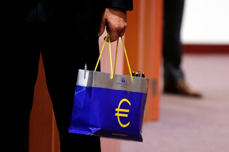Euro zone getting ready to spend more to boost flagging economy: sources