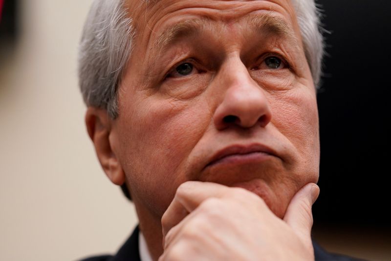 © Reuters. FILE PHOTO: Jamie Dimon, chairman & CEO of JP Morgan Chase & Co