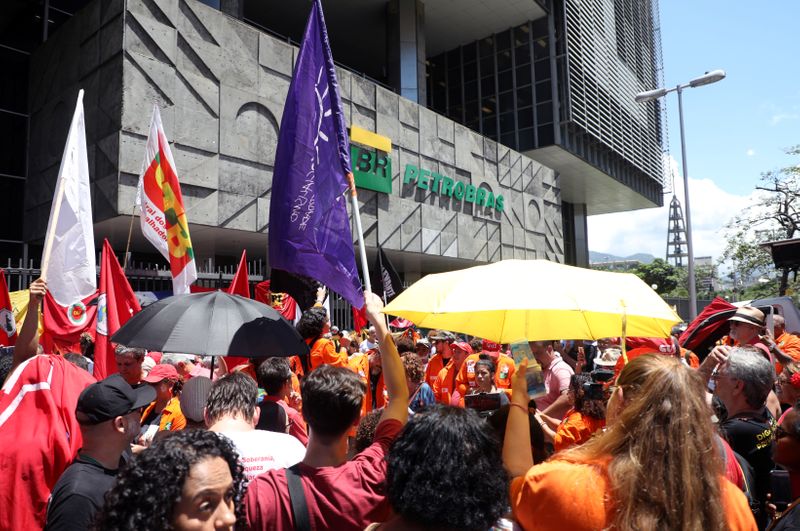 ANP alerta Justiça sobre risco de desabastecimento diante de greve na Petrobras