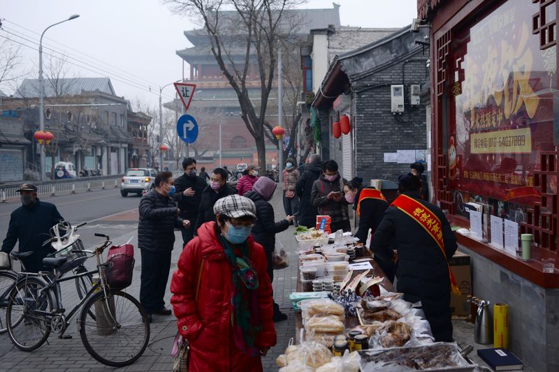 Coronavirus scare leaves China's empty restaurants selling off stocks