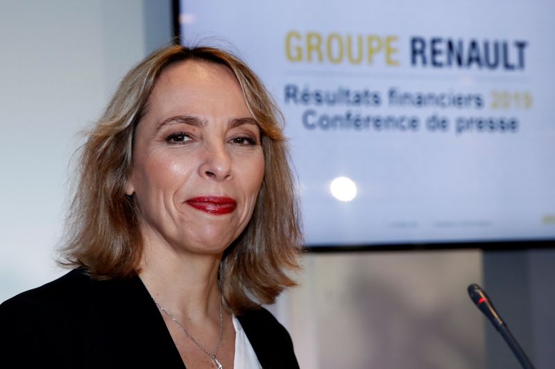 © Reuters. RENAULT PROMET DES ÉCONOMIES DRASTIQUES APRÈS UNE ANNÉE NOIRE