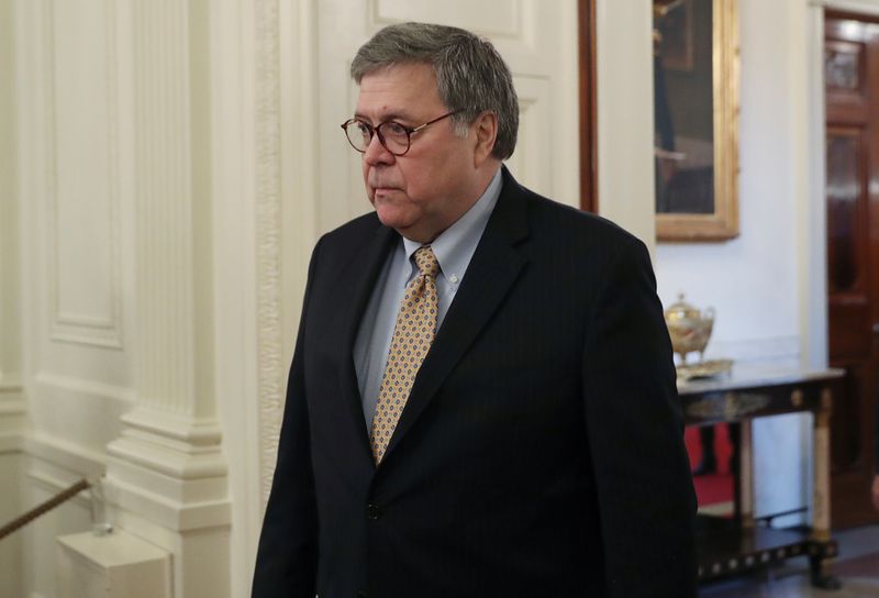 © Reuters. FILE PHOTO: Attorney General William Barr arrives at White House Summit on Human Trafficking in Washington