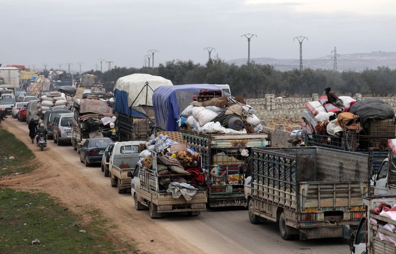 © Reuters. القوات السورية تحكم السيطرة على حلب وتتعهد بالقضاء على ما تبقى من المسلحين