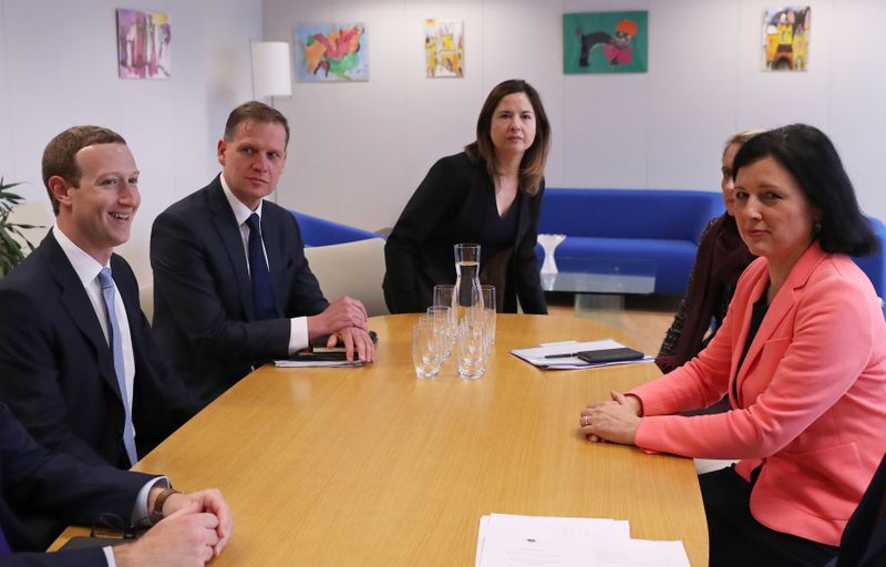 © Reuters. Facebook Chairman and CEO Mark Zuckerberg meets with European Commissioner for Values and Transparency Vera Jourova at the EU Commission headquarters in Brussels