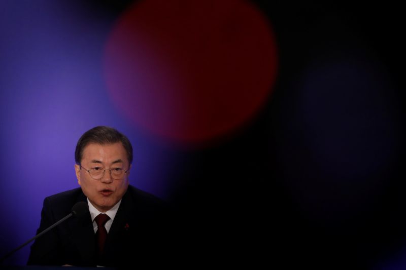 South Korea's Moon flags steps for virus-hit economy, boosting rate cut expectations