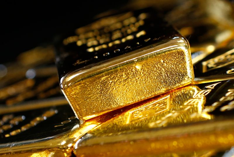 Золото подорожало до максимума двух недель из-за влияния коронавируса на бизнес
