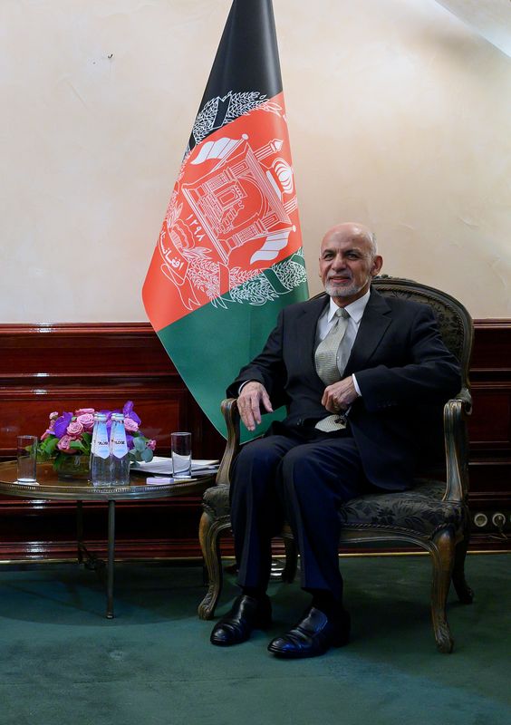 © Reuters. إعلان فوز الرئيس الأفغاني بانتخابات الرئاسة وسط مخاوف من اضطرابات جديدة