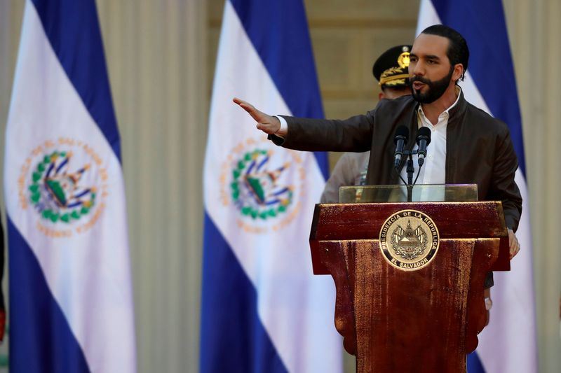 Presidente de El Salvador mobiliza mais soldados para combate ao crime após impasse com parlamentares