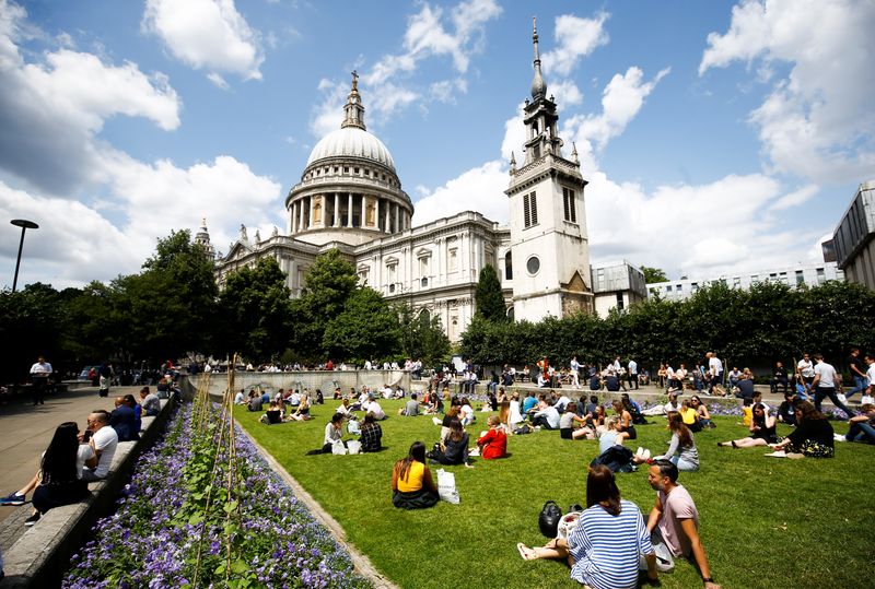 Woman admits plotting to bomb St Paul's cathedral in London