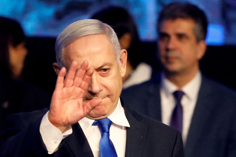 نتنياهو يحتل صدارة المسرح في معركة الانتخابات في إسرائيل