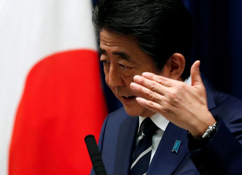 El primer ministro de Japón busca la ayuda de los ciudadanos para frenar el coronavirus
