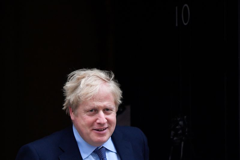 © Reuters. Britain's Prime Minister Boris Johnson leaves Downing Street in London, Britain