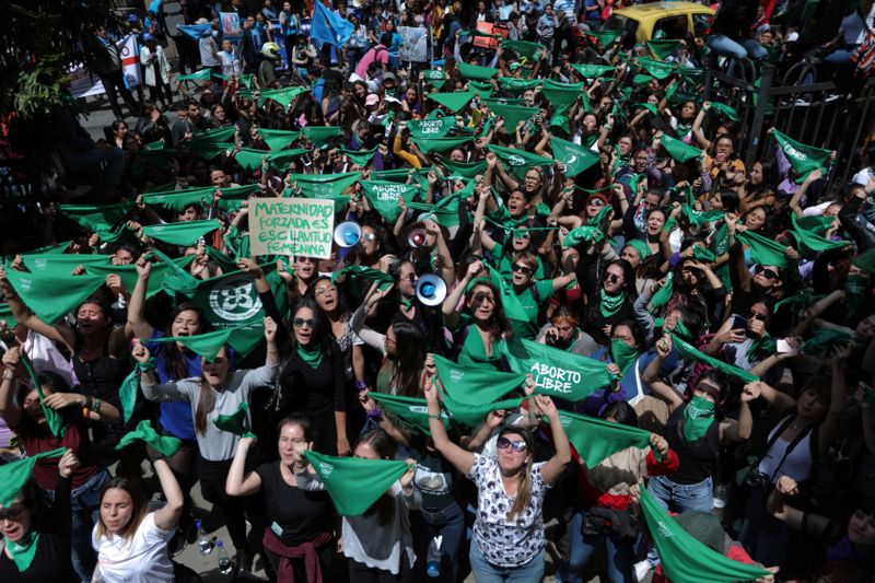 Tribunal Constitucional da Colômbia rejeita legalização do aborto nas primeiras 16 semanas