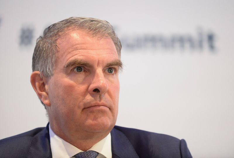 Lufthansa CEO supports Boeing-Embraer tie-up