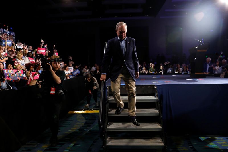 © Reuters. Democratic U.S. presidential candidate Michael Bloomberg departs after speaking at his Super Tuesday night rally in West Palm Beach, Florida, U.S.