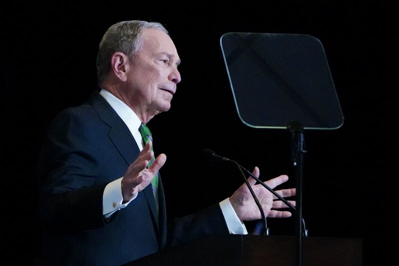 © Reuters. Former Democratic U.S. presidential candidate Mike Bloomberg speaks after ending his campaign for president in New York