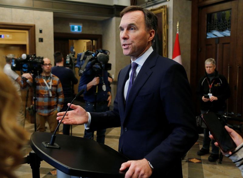 © Reuters. Canada's Minister of Finance Bill Morneau speaks to the news media in Ottawa