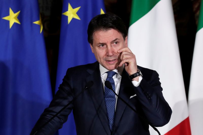 © Reuters. Giuseppe Conte, primeiro-ministro da Itália, durante evento em Nápoles