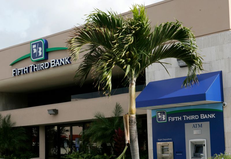 U.S. consumer watchdog charges Fifth Third Bank on opening phony accounts