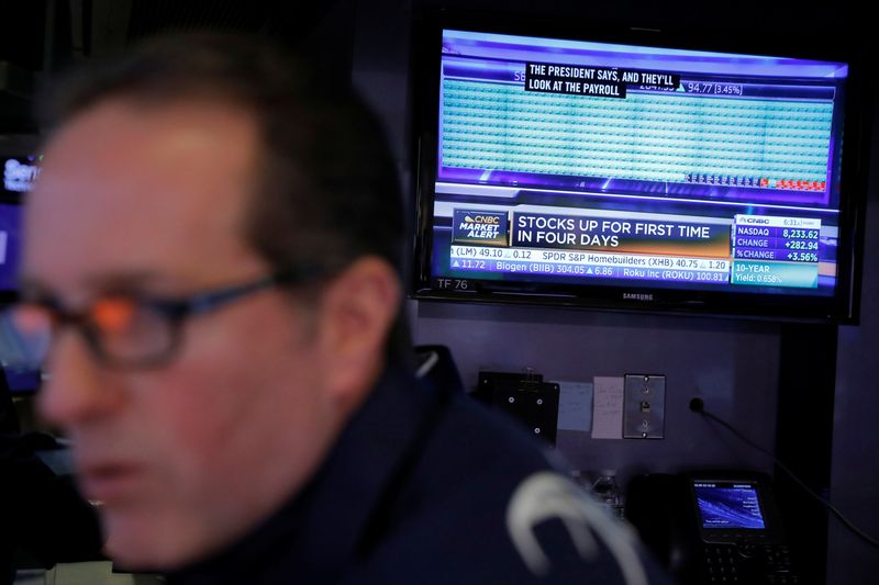 Wall Street advances as stimulus hopes calm recession fears