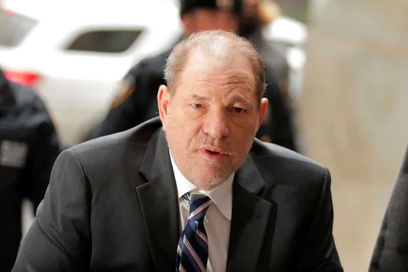 Abogados de Weinstein buscan una pena de cinco años de cárcel por su delito sexual
