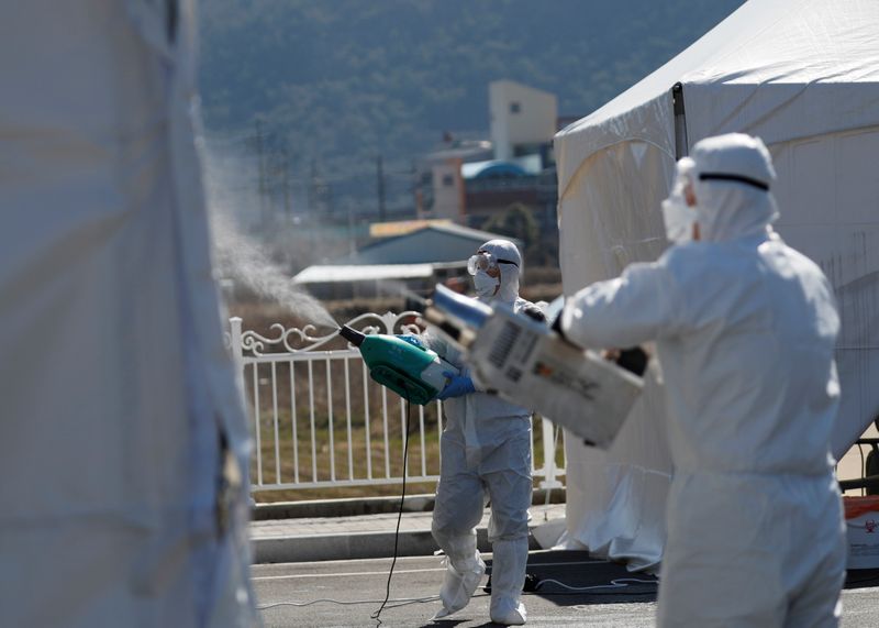 South Korea reports more recoveries than coronavirus cases for the first time