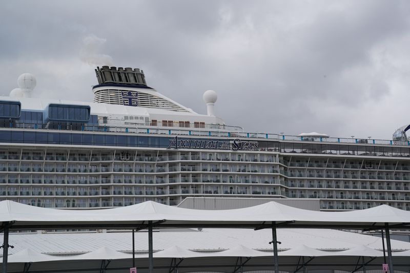 Royal Caribbean suspends global operations after virus outbreak