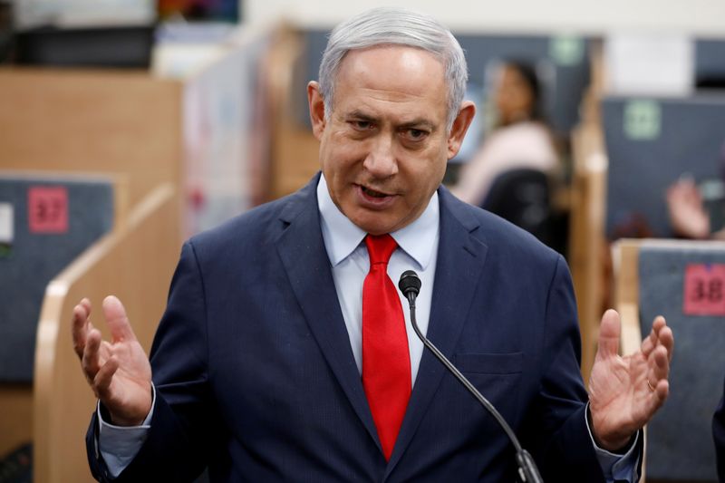 © Reuters. إسرائيل تفرض إغلاقا جزئيا للاقتصاد لمواجهة تفشي كورونا