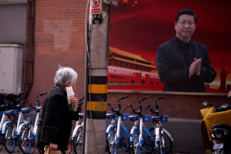 أصدقاء رئيس تنفيذي سابق انتقد تعامل رئيس الصين مع أزمة كورونا يقولون إنه مفقود