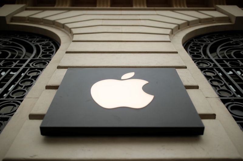 Франция оштрафовала Apple на 1,1 млрд евро за нарушение конкуренции