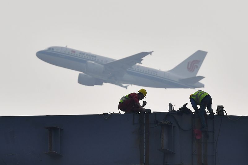 تلفزيون: الصين ترسل طائرة إلى إيطاليا لإجلاء مواطنين