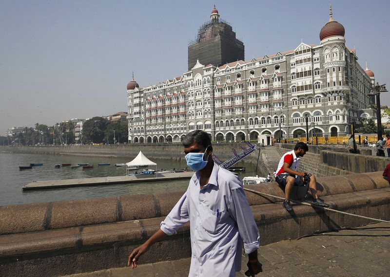 インド、タージ・マハルなど観光名所閉鎖　感染確認者125人に
