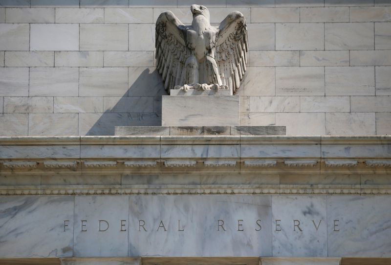 © Reuters. FILE PHOTO: Federal Reserve building pictured in Washington