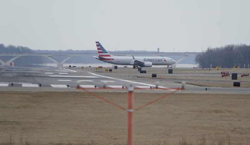© Reuters. An American Airlines Boeing 737 MAX 8 flight taxis after landing at Reagan National Airport in Washington