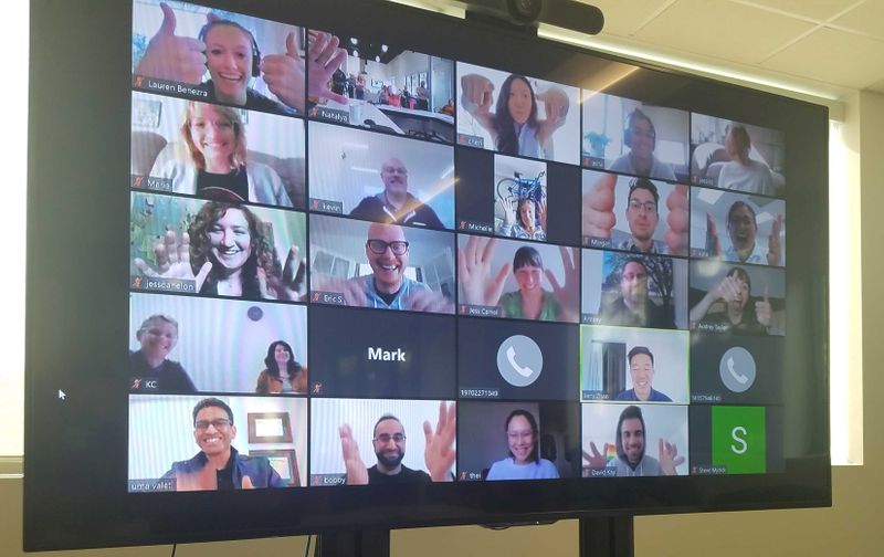 © Reuters. A computer screen shows a video conferencing session at Memphis Meats in Berkeley