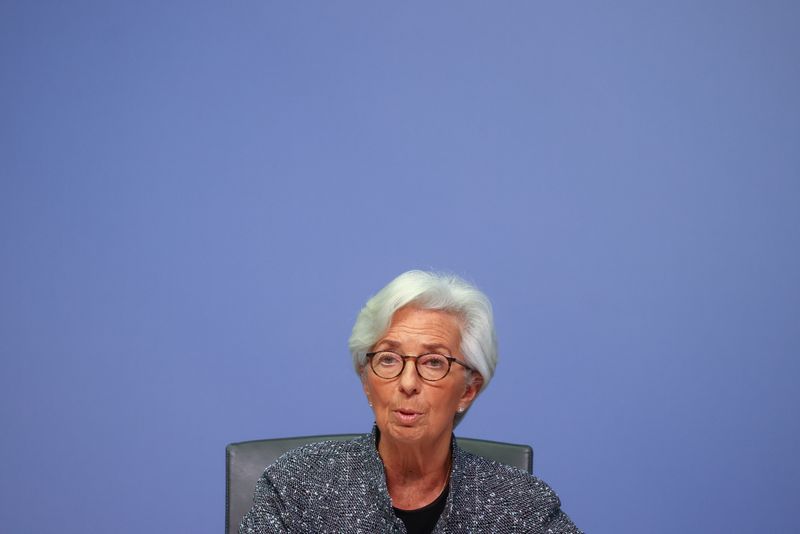 Quarentena de 3 meses pode gerar queda de 5% na economia da UE, diz Lagarde, segundo FAZ