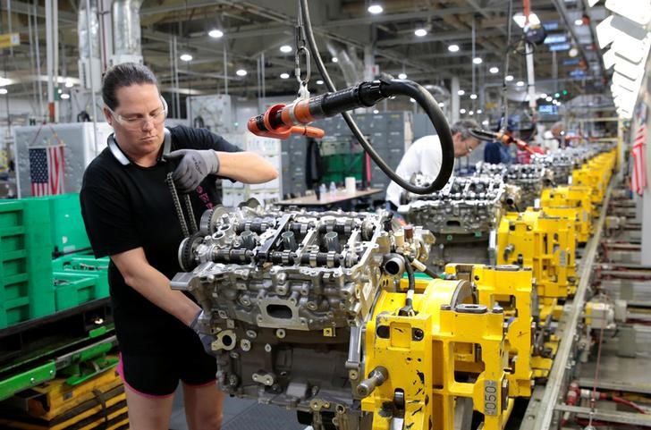 © Reuters. 米ビッグ３、新型コロナで国内工場一時閉鎖へ＝関係筋