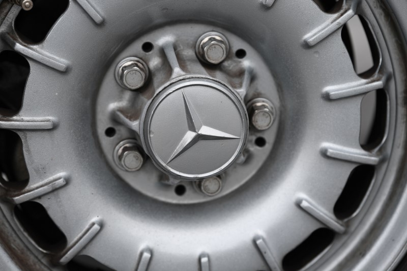 Mercedes-Benz dará férias coletivas de 20 dias a todos os funcionários no Brasil