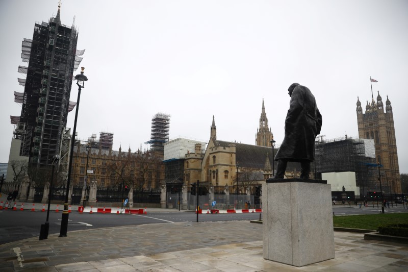 © Reuters. Ruas desertas no centro de Londres