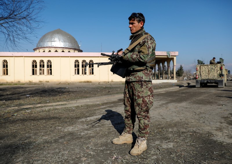 القوات الأفغانية تعزز خياراتها الدفاعية مع استمرار هجمات طالبان