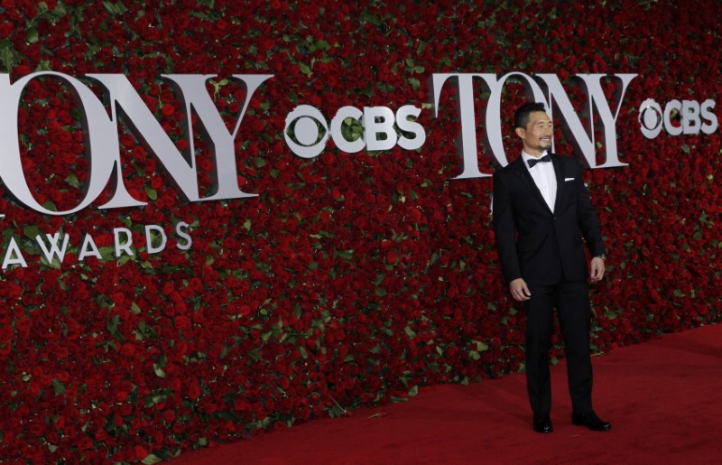 © Reuters. FILE PHOTO: Actor Daniel Dae Kim arrives for the American Theatre Wing's 70th annual Tony Awards in New York