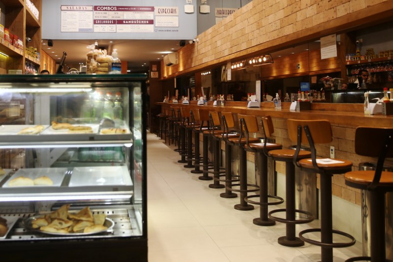 © Reuters. A restaurant is seen empty amid the coronavirus disease (COVID-19) outbreak in Sao Paulo