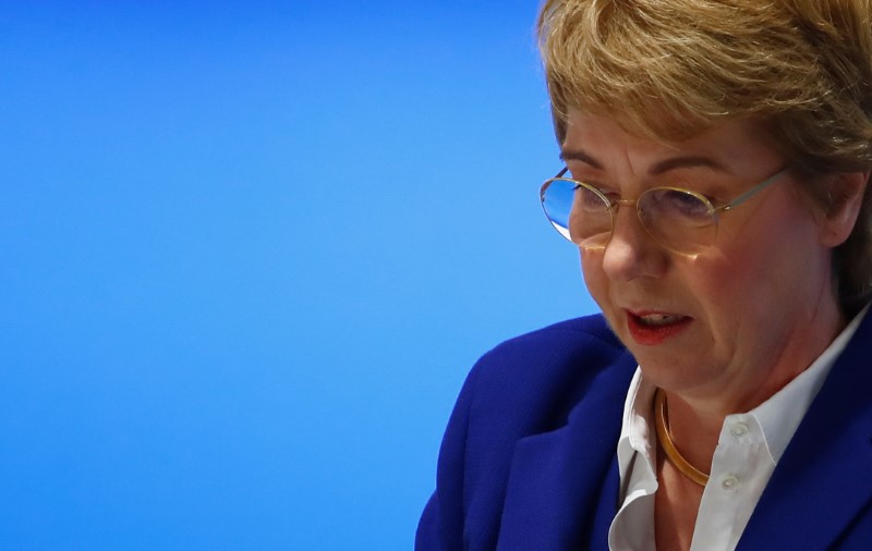 © Reuters. FILE PHOTO:  German steelmaker Thyssenkrupp AG annual shareholders meeting in Bochum