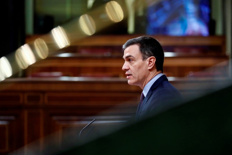 &copy; Reuters. Spanish PM Sanchez sispeaks on coronavirus disease (COVID-19) at Parliament in Madrid