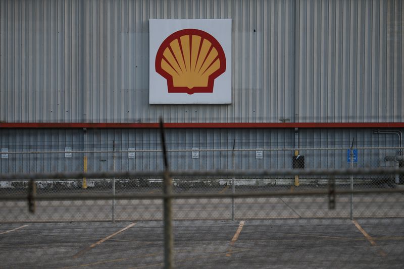 &copy; Reuters. A sign is seen at a Shell facility near the Houston Ship Channel in Galena Park