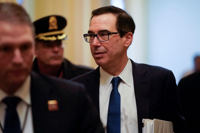 &copy; Reuters. U.S. Secretary of the Treasury Mnuchin walks from a meeting for a coronavirus relief package in Washington