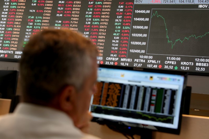 &copy; Reuters. Painel na bolsa de valores de São Paulo