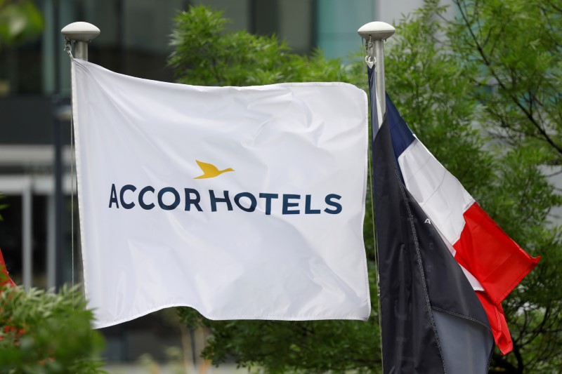 &copy; Reuters. FILE PHOTO: The logo of French hotel operator AccorHotels is seen on a flag pole at the financial and business district of La Defense in Puteaux