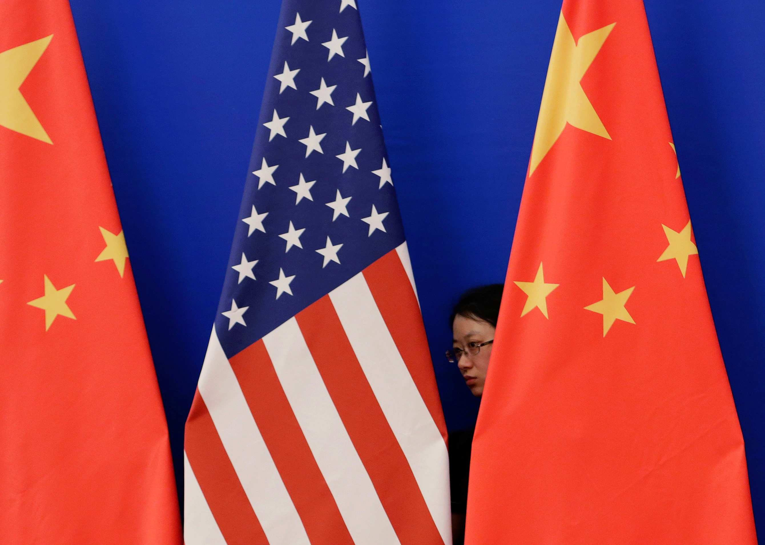China u s. Китай - Главная угроза США. Технологии США. Бизнес Китай США. Китай США любовь.