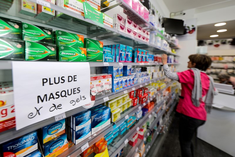 &copy; Reuters. A sign reading &quot;No more masks and hydroalcoholic gel&quot; is displayed in a pharmacy in Nice